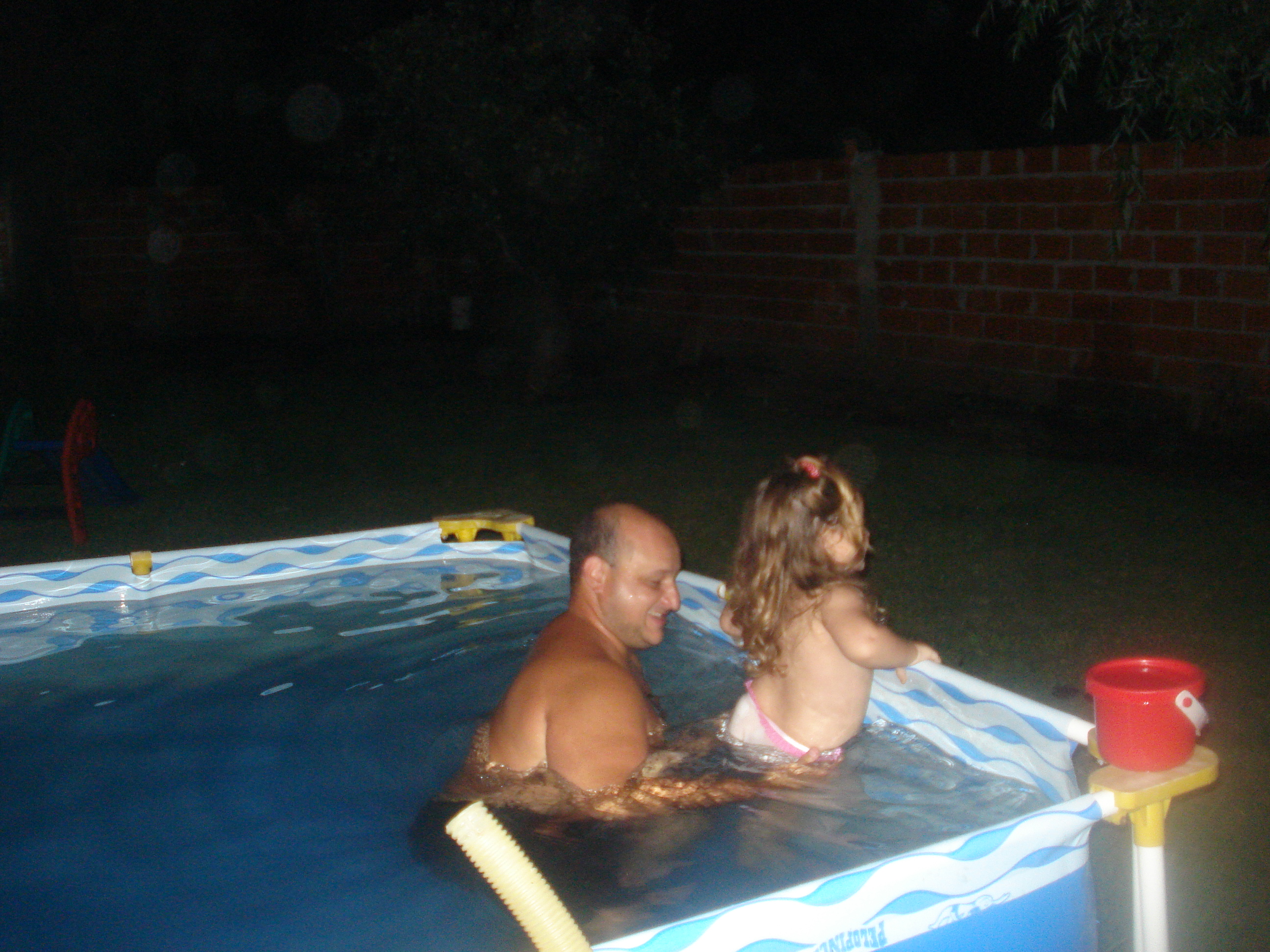 fotos/2012-12-24 - Navidad y pileta/DSC05074.JPG